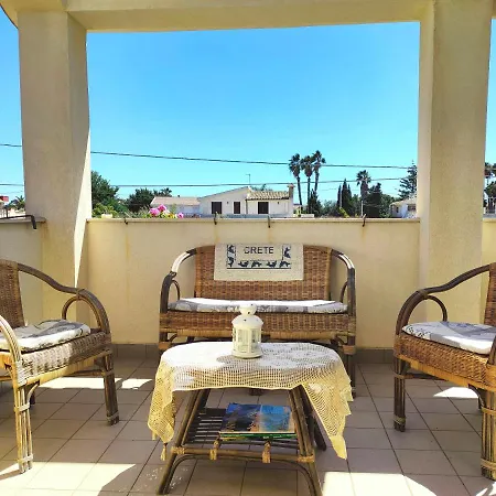 Villa Villa Medea - Relax At 150Mt From The Beach Terrauzza