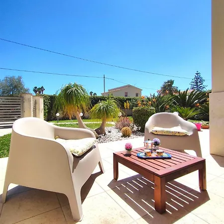 Villa Medea - Relax At 150Mt From The Beach